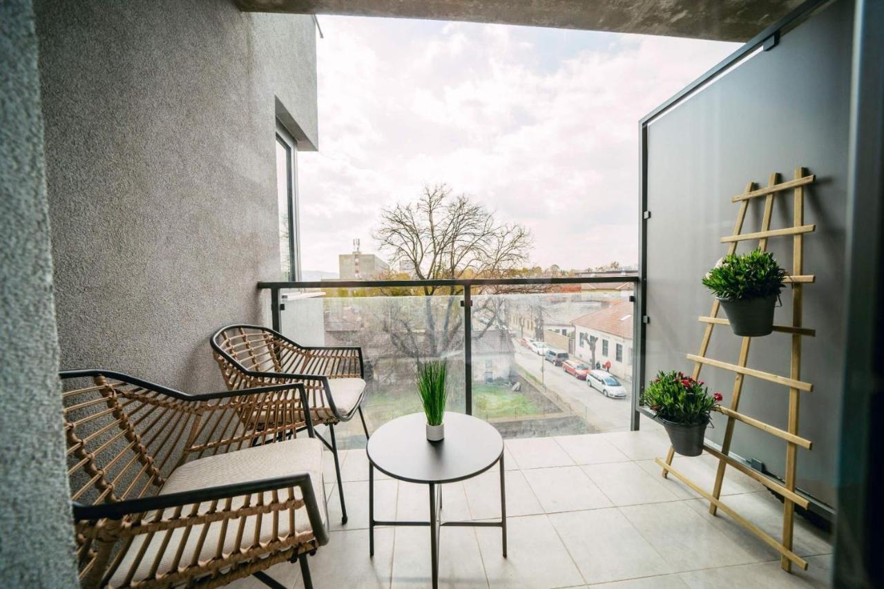 Luxury Apartment W. City Views In Kosice Old Town Dış mekan fotoğraf